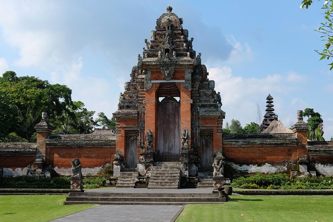2-Day Private Sightseeing Tour of Bali with Hotel Pickup - Who should book this two-day Bali tour?