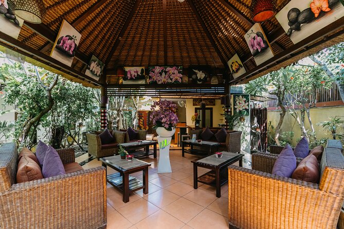 2 hours Bali Lulur Massage & Spa Treatment Including Transfers - Flower bath and shower facilities