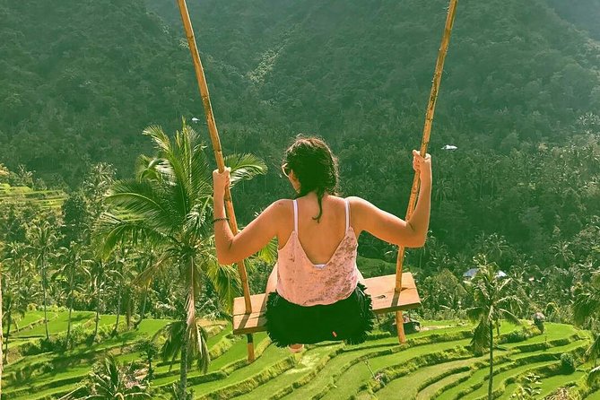 All inclusive Bali Sekumpul Waterfalls Trekking Tour - The long road from Kuta to Lemukih