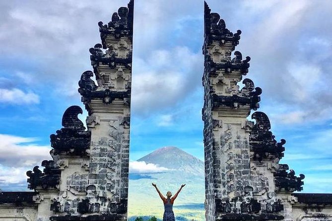 All-Inclusive Lempuyang Temple Gate Of Heaven Tour - Tirta Gangga’s water gardens and royal setting