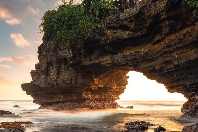 All inclusive Tanah lot & North Bali Tour: Jatiluwih, Ulun Danu - Coffee and tea tasting near the final viewpoint