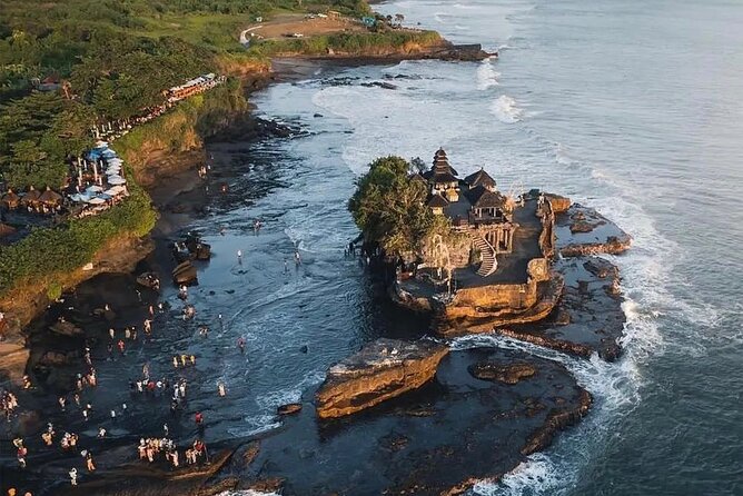All inclusive Tanah lot & North Bali Tour: Jatiluwih, Ulun Danu - Tanah Lot: Bali’s dramatic sea temple