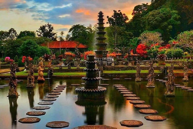 All Inclusives Bali Private Tour Temples Palaces and Nature - The optional swing over the rice terraces