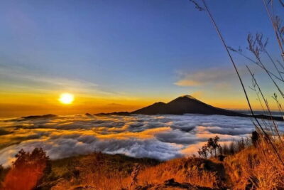Bali day trip : Batur Sunrise Hike and Hot Spring All inclusive