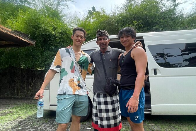 Bali (DPS) Airport arrival to Your Ubud accommodation - The driver makes the first Bali conversation easier