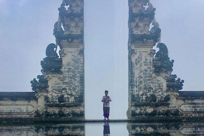 Bali Full Day Tour - East Bali Instagram Tour - Tirta Gangga’s pools, statues, and sacred spring