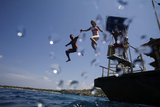 Bali Hai - Reef Cruise - Lunch, lockers, and the practical details