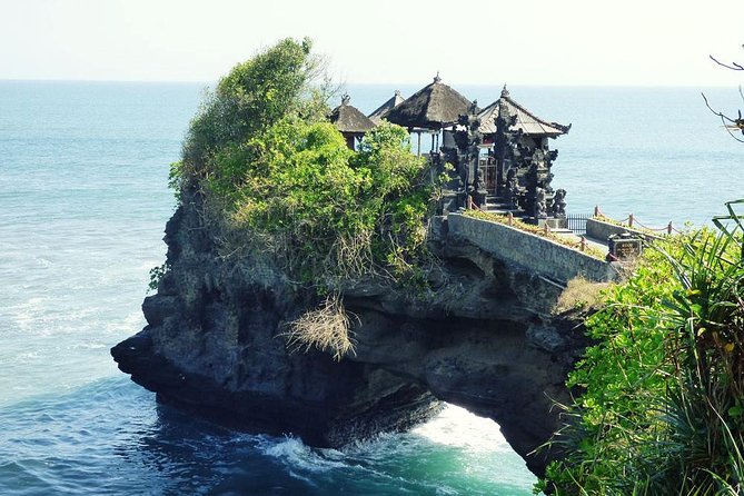 Bali Half Day Tour - Taman Ayun temple, Alas Kedaton,Tanah lot sunset Dinner - What the private vehicle adds