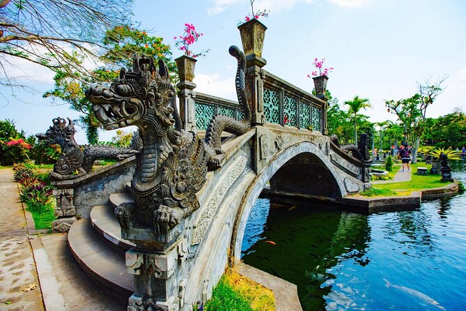 Bali Instagram Tour: The Most Popular Spots ( Private All-Inclusive ) - What private transport adds to the day