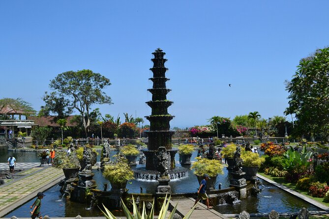 Bali Lempuyang Gate of Heaven and Besakih Mother Temple Tour - The driver is part of the experience