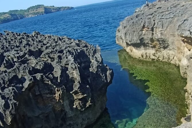 Bali Nusa Penida West Private All-Inclusive Tour - Heat, crowds, and the condition of the roads