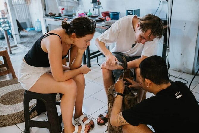 Bali: Silver Jewelry Making Class in Kuta - Making silver jewelry in Kuta, one step at a time