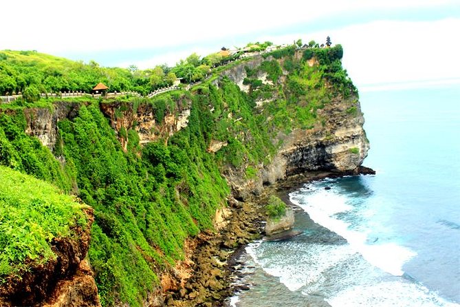 Bali Sunset: Uluwatu Temple, Kecak Dance and Jimbaran - What the Kecak performance is really like