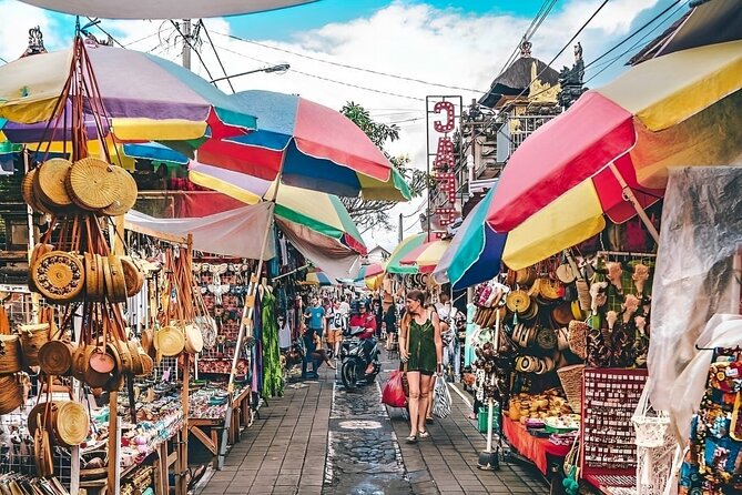 Bali Tour : Best Attractions in Ubud with Rice Terrace - Browsing Ubud Traditional Art Market