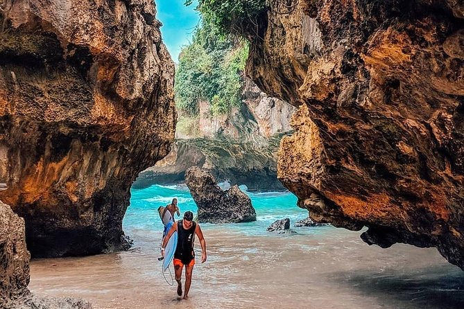 Bali Tour Customized With Local Guide - Uluwatu’s coast, cliff temple, and evening dance