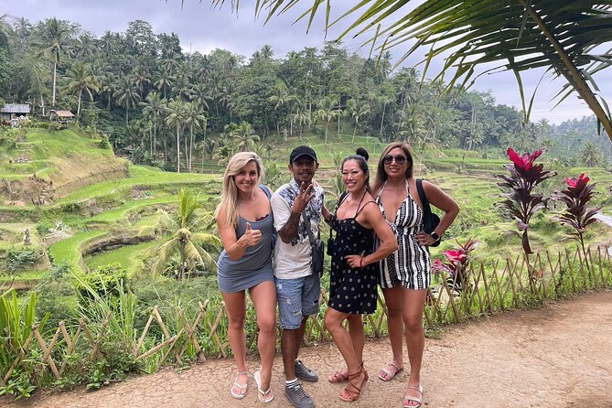 Bali Ubud Driver - Tegenungan Waterfall and the photo stop