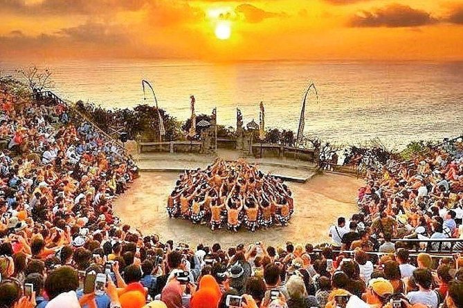 Best Bali Beaches - Uluwatu Temple - FREE Wi-Fi - Padang Padang Beach and its famous setting