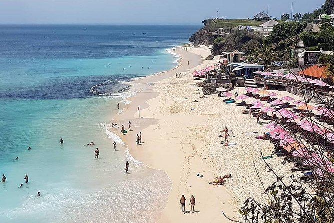 Best Bali Beaches - Uluwatu Temple - FREE Wi-Fi - The kecak and fire dance at 6 p.m.