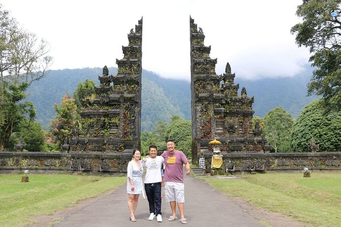 Complete your Bali Holiday with Bali Instagram Tour including Lunch - Leaving Kuta at 8am for northern Bali