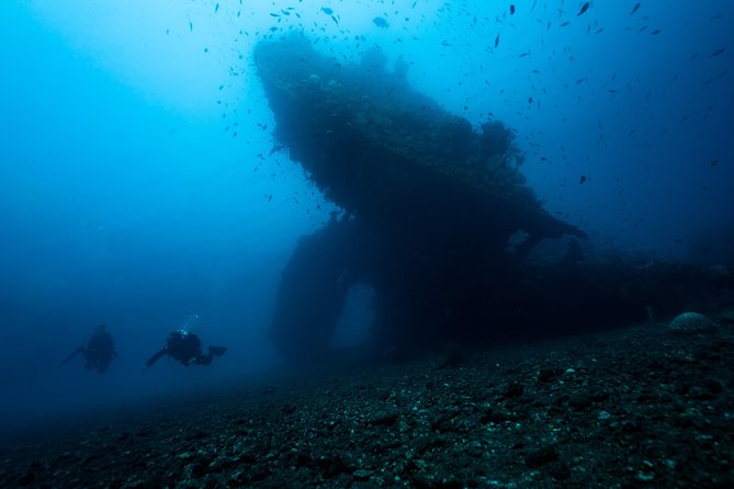 Day Trip certified divers - 3 Dives in Tulamben (pick-up & drop-off included) - Getting ready at the Tulamben center