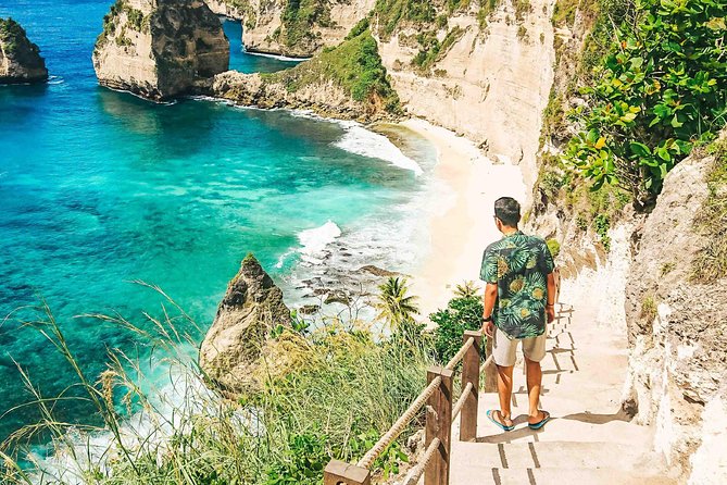 East Nusa Penida Small Group Tour: Atuh Beach & Diamond Beach – Full Day - Teletubbies Hill and the green interior
