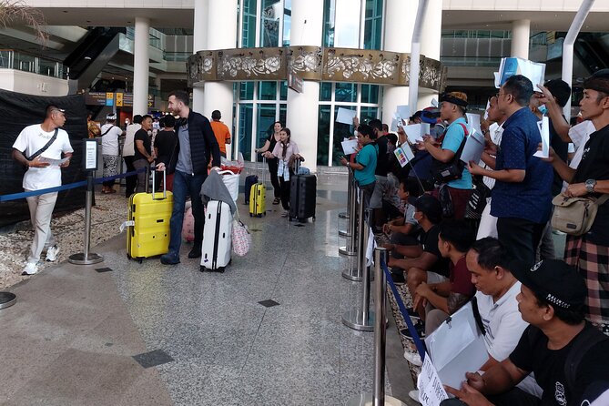 Exclusive Bali Airport Arrival to Hotel Transfer - The driver experience and personal service