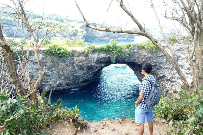 Explore The Nusapenida island In one Day - Broken Beach and the island’s unusual rock formation