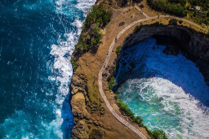 Full-Day Nusa Penida Snorkeling Adventure from Bali - What the transport and group size mean