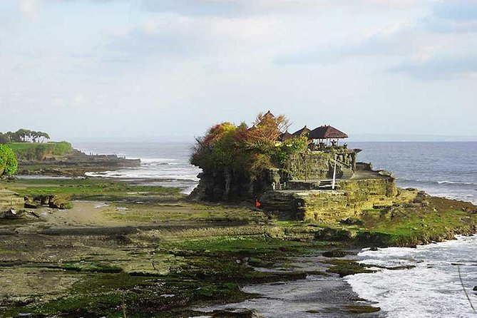 Half Day Tour: Tanah Lot Sunset & Taman Ayun Temple Included Entrance Ticket - The 2 pm departure and Bali traffic