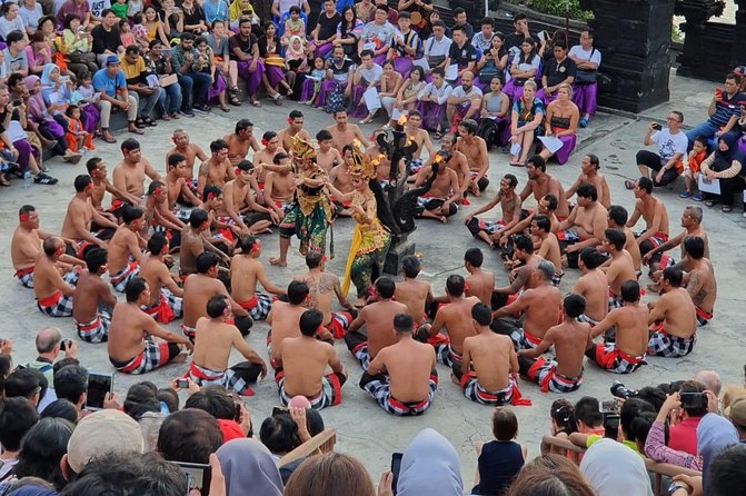 Incredible Uluwatu Temple Sunset & Kecak Fire Dance - Choosing a Jimbaran seafood dinner