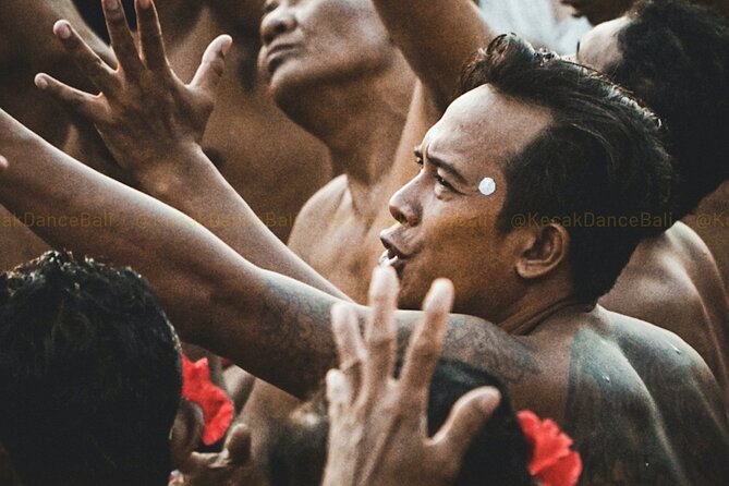 Kecak and Fire Dance Ticket at Uluwatu Temple - The real drawbacks: heat, crowds, and sound