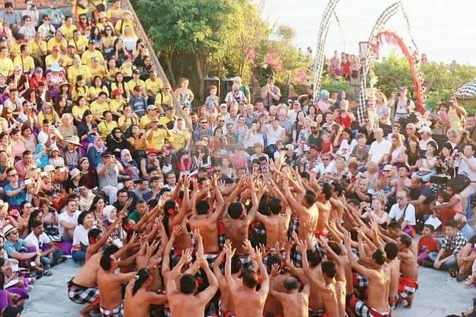 Kecak fire dance and uluwatu temple tour - free wifi - My booking advice