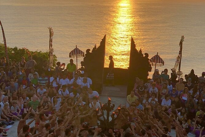 Kecak Fire Dance and Uluwatu Temple with Private Car Service - Why Uluwatu works so well at sunset