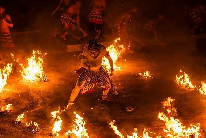 Kecak Fire Dance and Uluwatu Temple with Private Car Service - What the private car changes