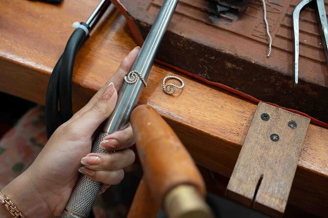 Kuta Bali Silver Jewelry Making Class Near Kuta Beach - Turning sterling silver into a personal souvenir