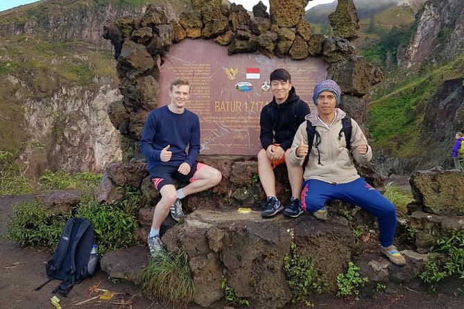 Mount Batur Sunrise Trekking Private Tour with Breakfast and Hotel Transfer - Breakfast at the crater with hot drinks