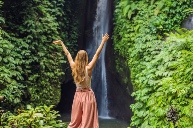 North Bali Nature Escape Rice Terraces, Temples & Waterfall - Handara Gate: a quick photo stop with an extra fee