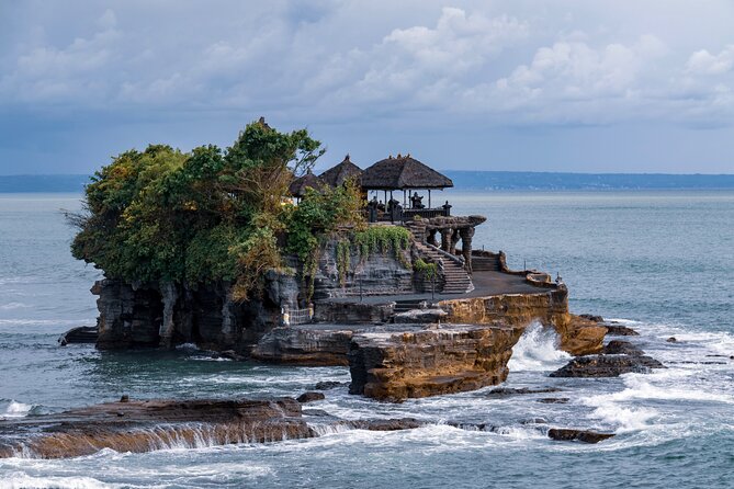 Northern Bali Tour - Private Full Day Tour - All Inclusive - Tanah Lot for the final light