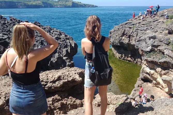 Nusa Penida 4 Spot Snorkeling with Manta and Island Tour - Lunch at Bella Queen Resto and Bar