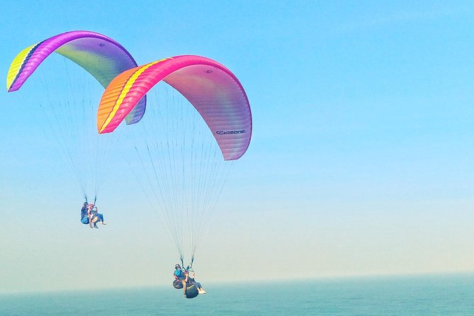 Paragliding Bali at Uluwatu Cliff with Photos/Videos - Flying over Uluwatu’s southern cliffs