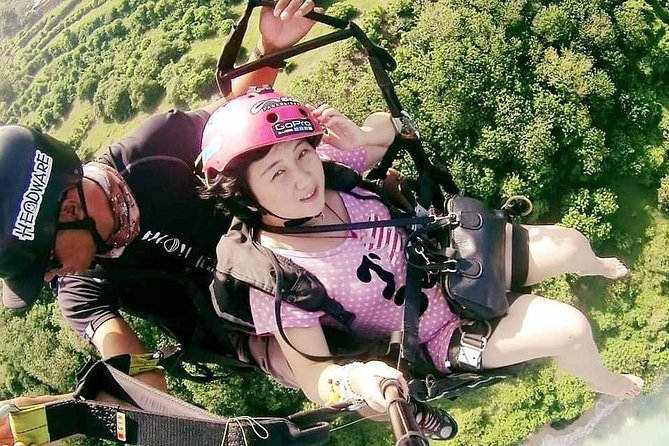 Paragliding Bali at Uluwatu Cliff with Photos/Videos - The flight itself: a short, focused aerial tour