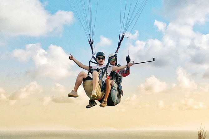 Paragliding Bali Nusa Dua cliff with Free Photo/Videos - Meeting at Panda Paragliding in Kutuh