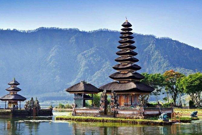 Private 4-Day Tours - Best Bali Tours Package - Best of Bali Highlights - Day four: Nusa Dua beaches, Uluwatu, and Jimbaran at sunset
