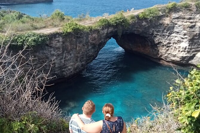 Private Full-Day West Tour Nusa Penida All Inclusive from Bali - What lunch and the all-inclusive price really cover