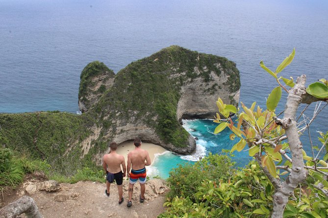 Private Instagramable West Nusa Penida Tour - Crystal Bay for shore time and possible snorkeling