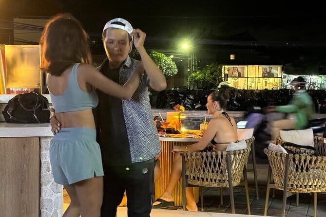 Private Salsa and Bachata Dance in Bali - Meeting at the Kuta monument at 7:30 PM