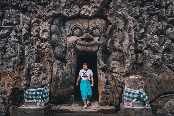 Private Tour : Bali Best Waterfalls, Temples and Monkey Forest - Lunch is flexible, not part of the price