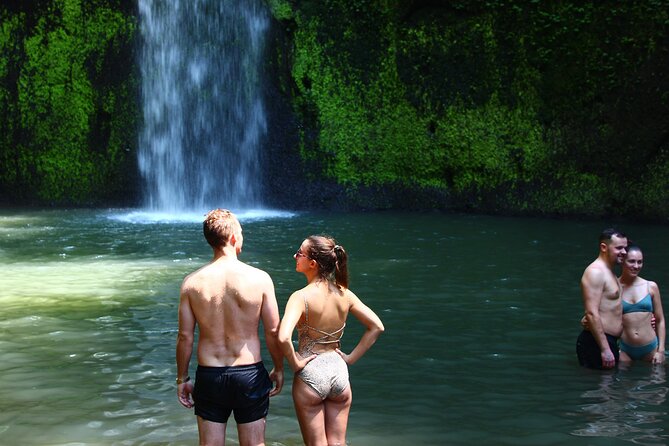 Private Tour : Bali Best Waterfalls, Temples and Monkey Forest - What to pack for a wet, active day