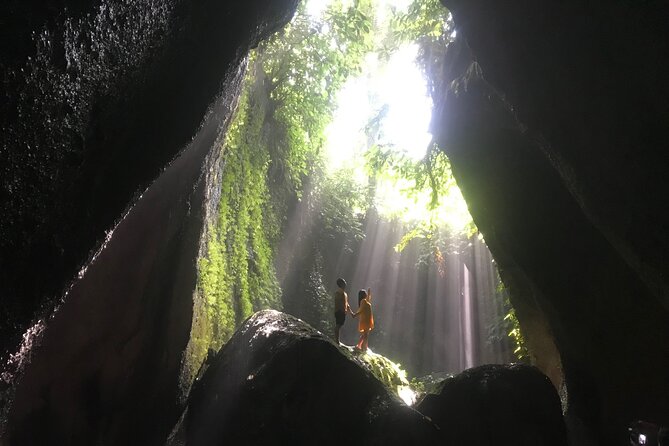 Private Tour : Bali Best Waterfalls, Temples and Monkey Forest - The Tembuku start depends on where you sleep