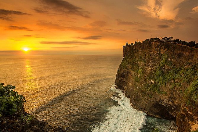 Private Tour: Half Day Uluwatu Tour - Melasti Beach and the fire dance